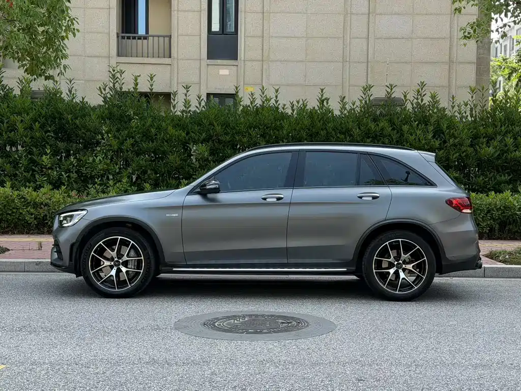 Mercedes-Benz GLC AMG 2022 — фото 10