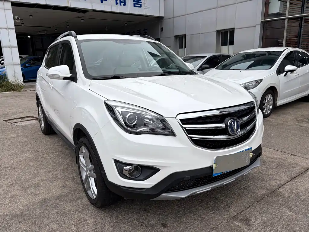 Changan CS35 2018 — фото 3