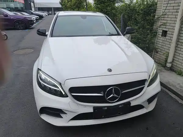 Mercedes-Benz C-Class 2021