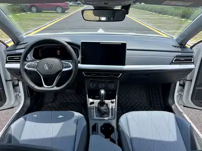 Volkswagen Lavida 2024