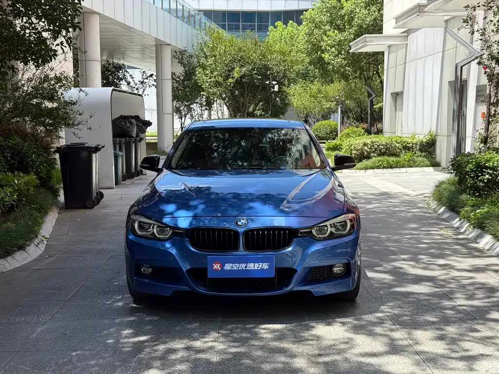 BMW 3 Series 2018 — фото 2