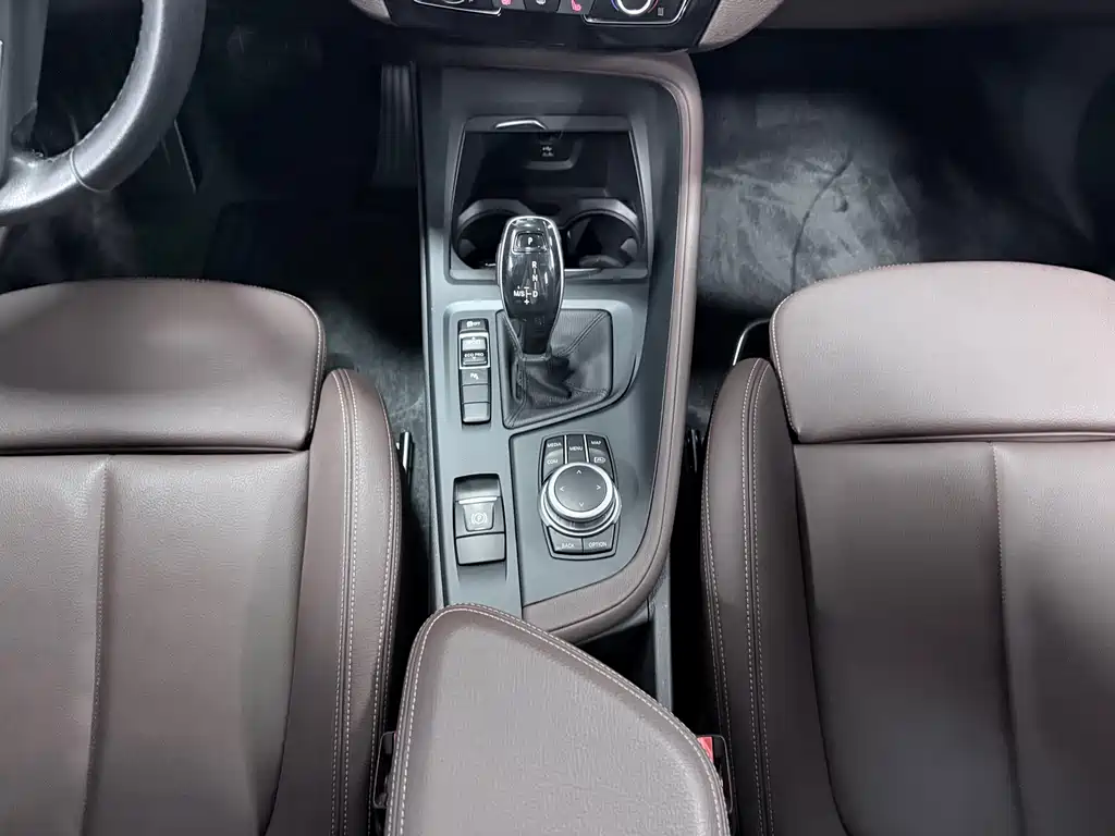 BMW X1 2022 — фото 14