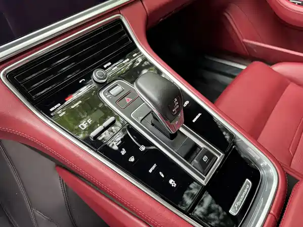 Porsche Panamera 2019
