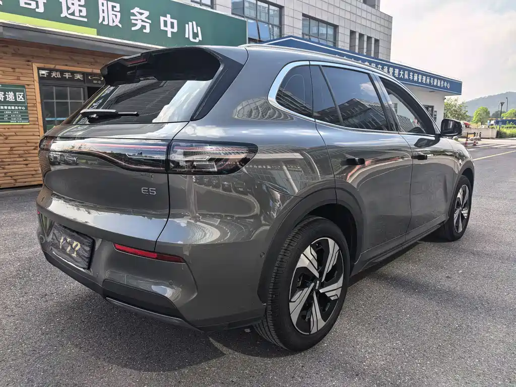 Geely Galaxy E5 2024 — фото 10