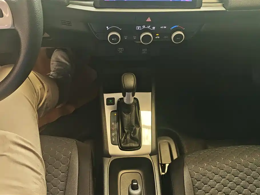 Honda Fit 2023 — фото 16