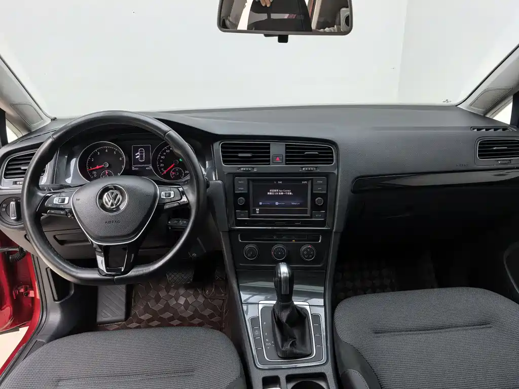 Volkswagen Golf 2018 — фото 10