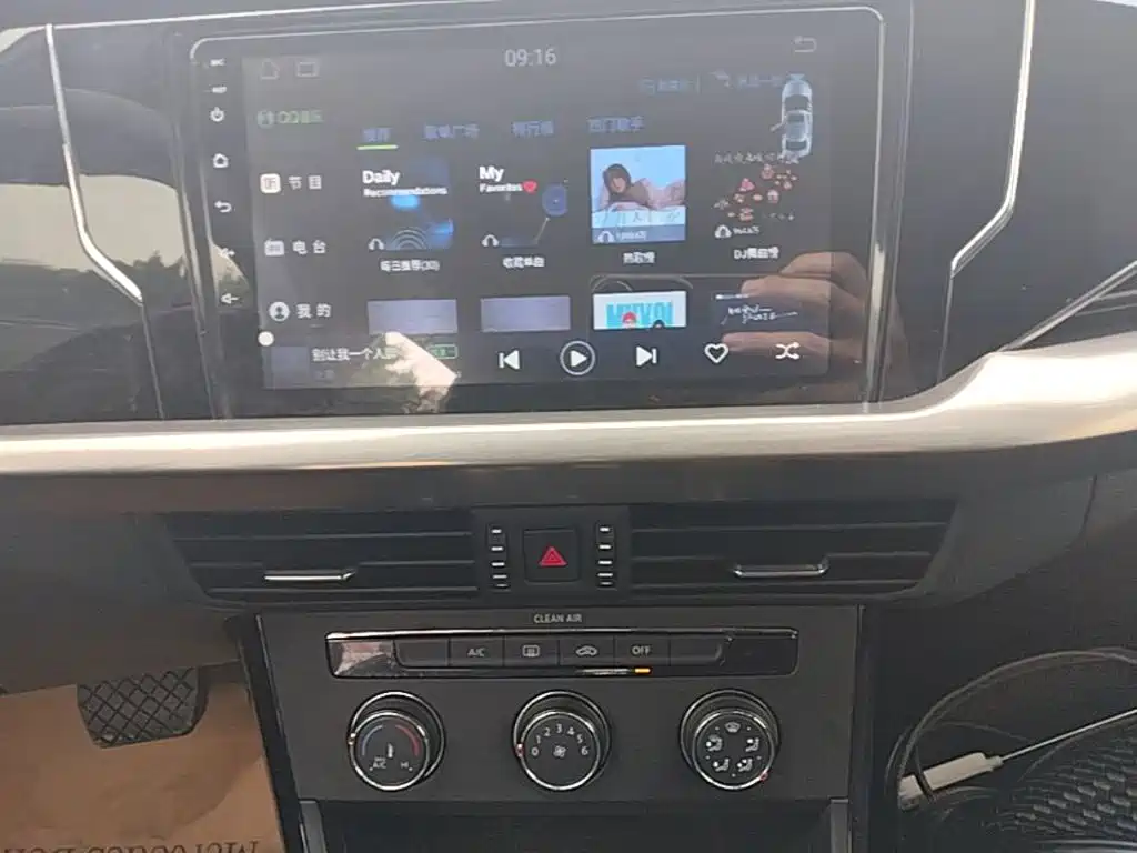 Volkswagen Passat 2019 — фото 13