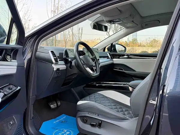 Volkswagen ID 6 CROZZ 2023
