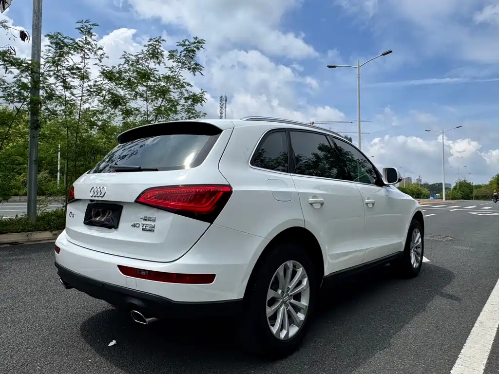Audi Q5 2015 — фото 9