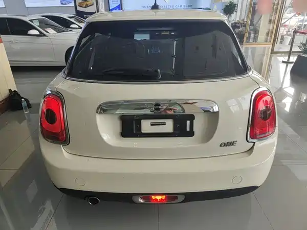 MINI 2017