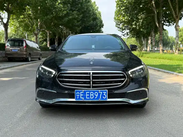 Mercedes-Benz E-Class 2023