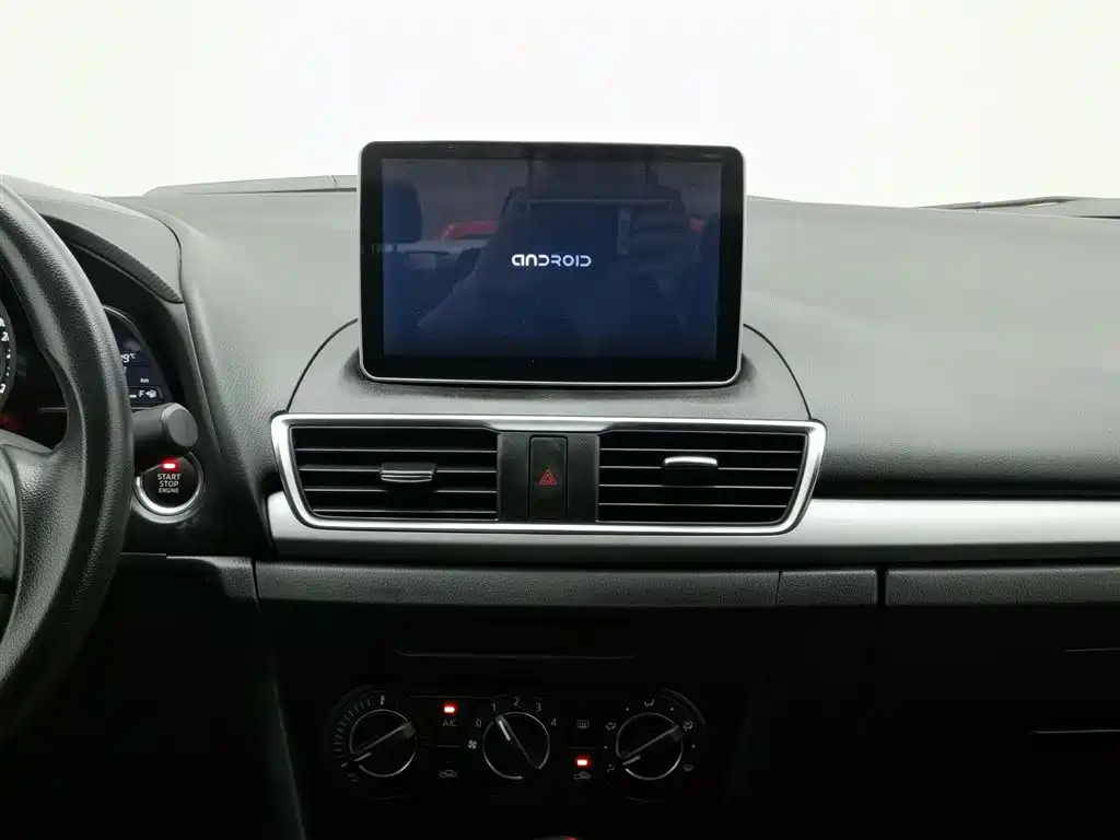 Mazda 3 Axela 2015 — фото 12
