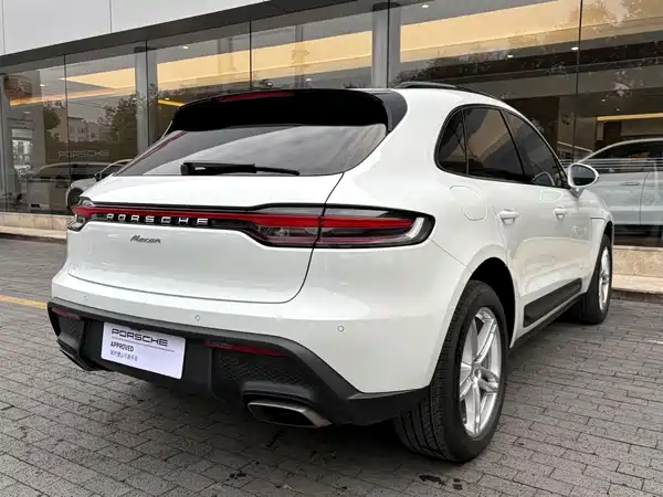 Porsche Macan 2023