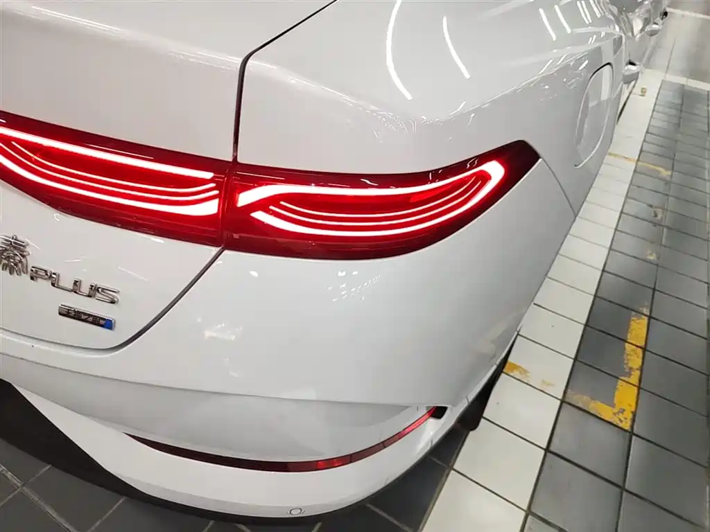 BYD Qin PLUS 2025 — фото 8