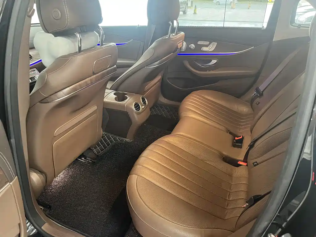 Mercedes-Benz E-Class 2020 — фото 6