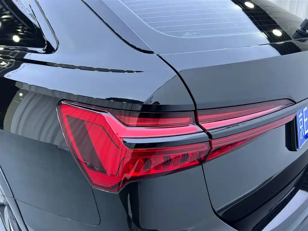 Audi A6 2020 — фото 24