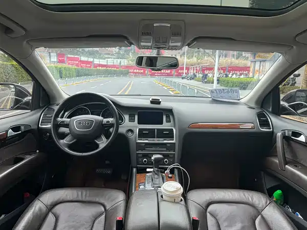 Audi Q7 2010