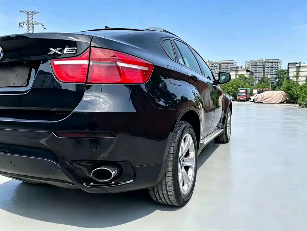 BMW X6 2011 — фото 8