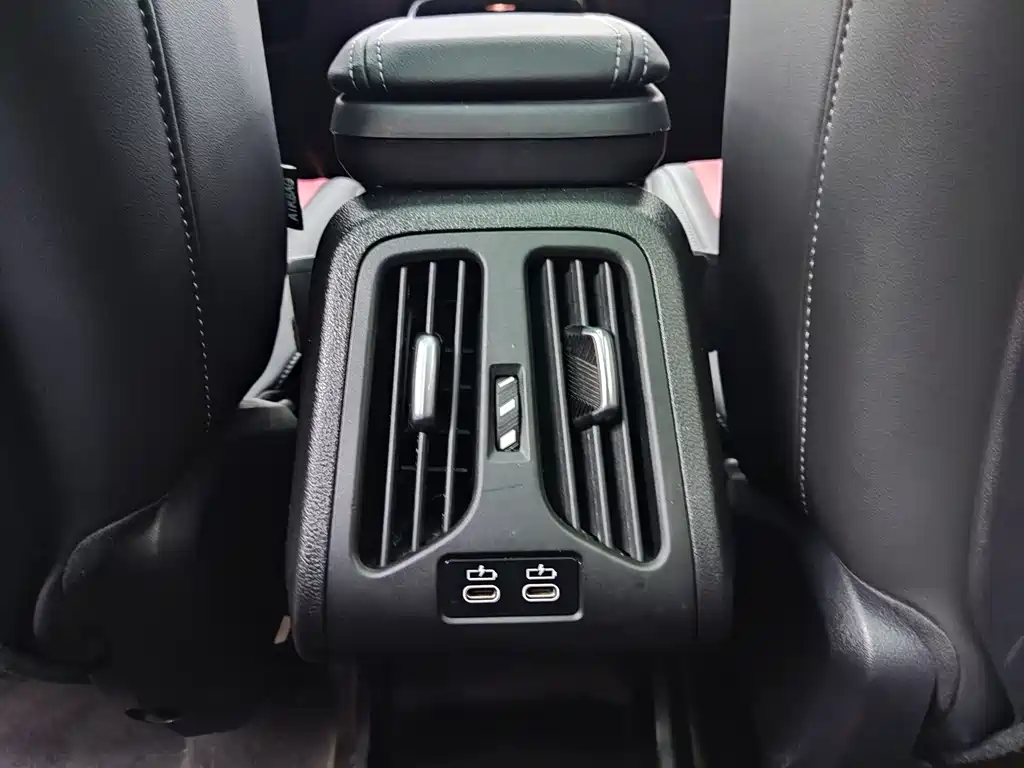 BMW X1 2023 — фото 14