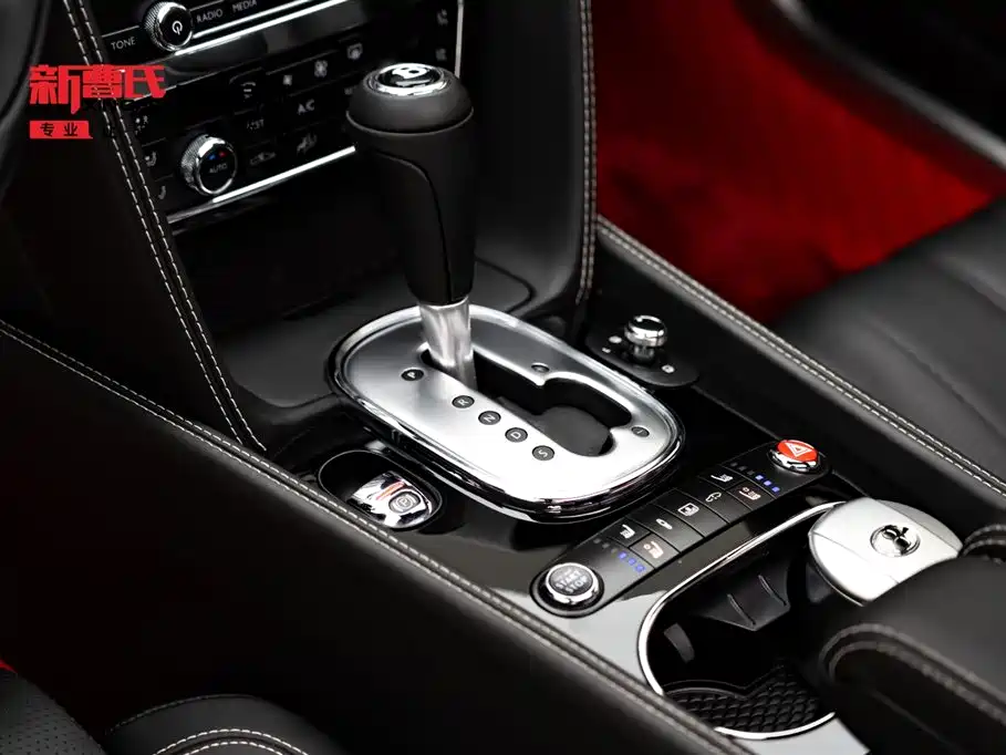 Bentley Flying Spur 2013 — фото 21