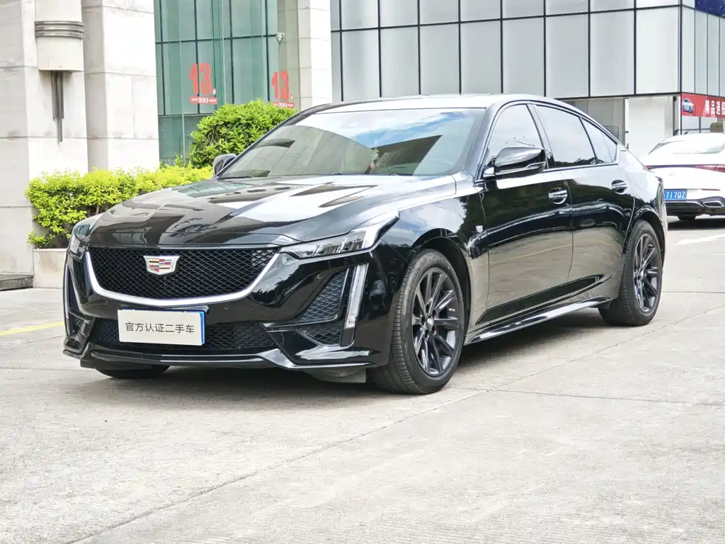 Cadillac CT5 2023 — фото 1