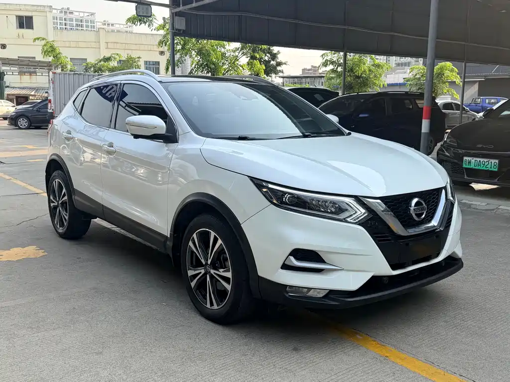 Nissan Qashqai 2022 — фото 3