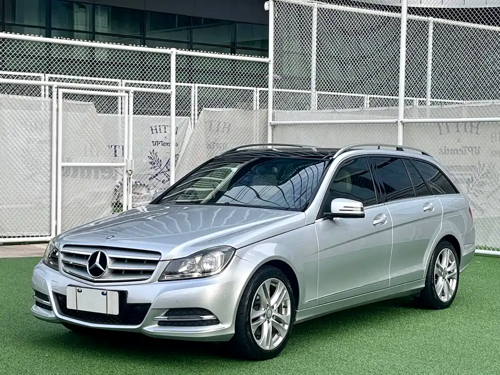 Mercedes-Benz C-Class 2014 — фото 1