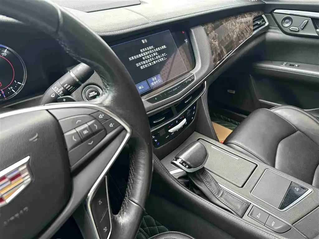 Cadillac CT6 2018 — фото 13