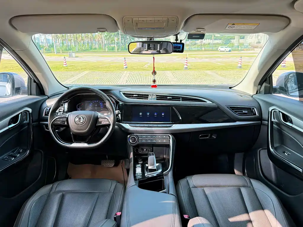 Dongfeng Fengshen AX7 2020 — фото 9