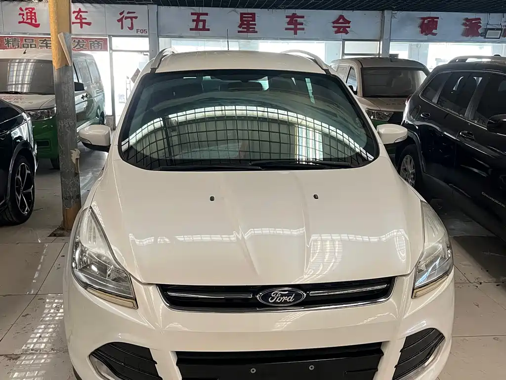 Ford Kuga 2016