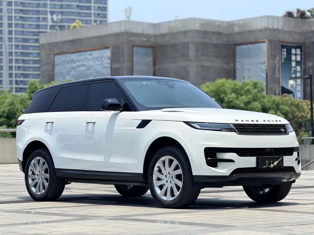 Land Rover Sport 2024 — фото 8