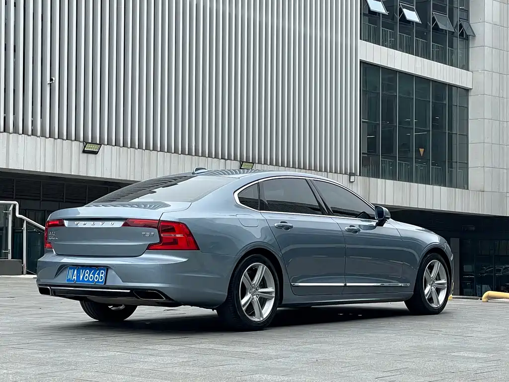 Volvo S90 2018 — фото 6
