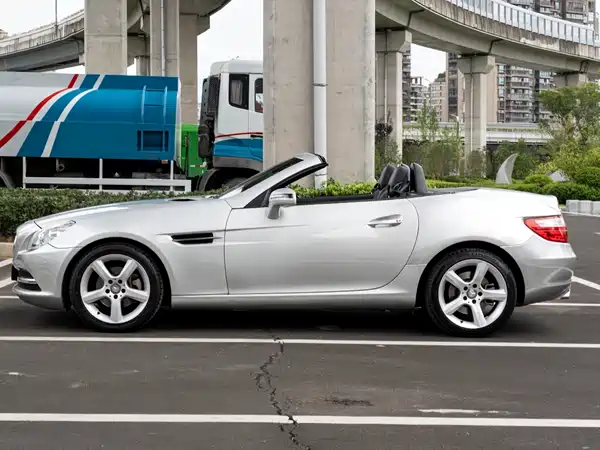 Mercedes-Benz SLK-Class 2012