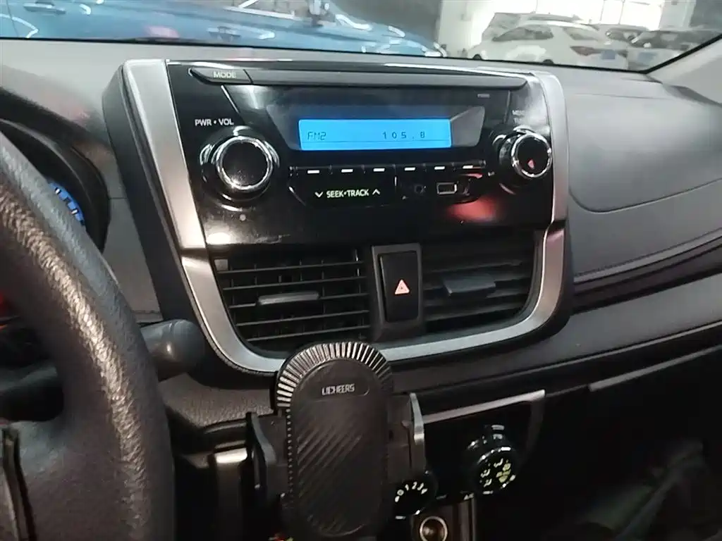 Toyota Vios FS 2019 — фото 13