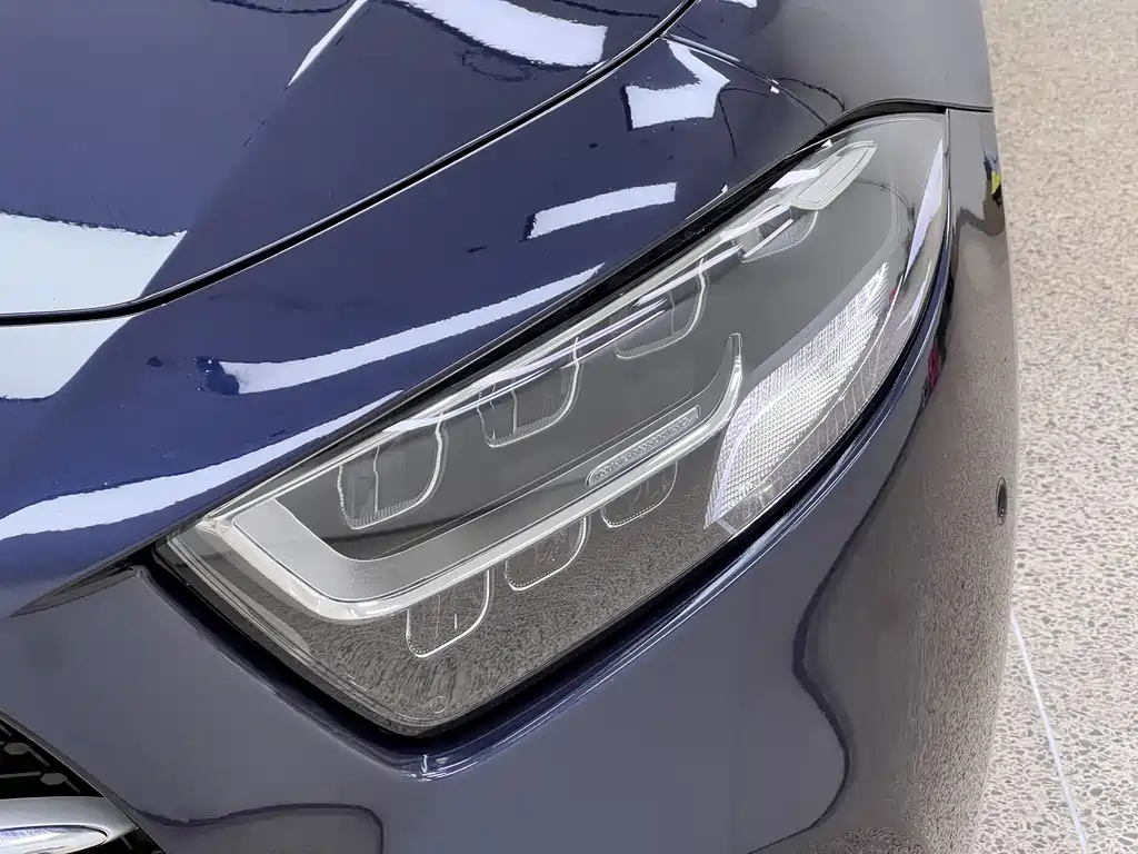 Mercedes-Benz CLS 2019 — фото 39