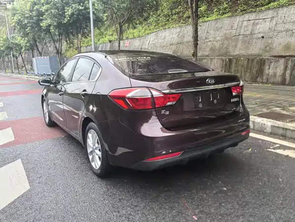 Kia K3 2016