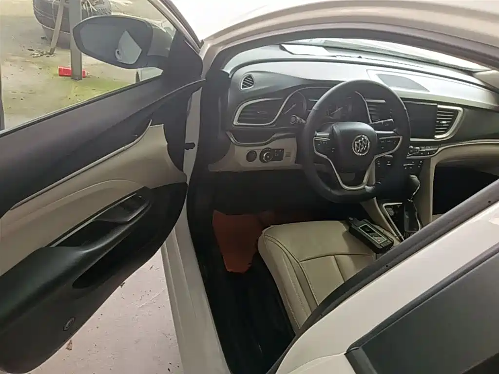 Buick Excelle 2020 — фото 16