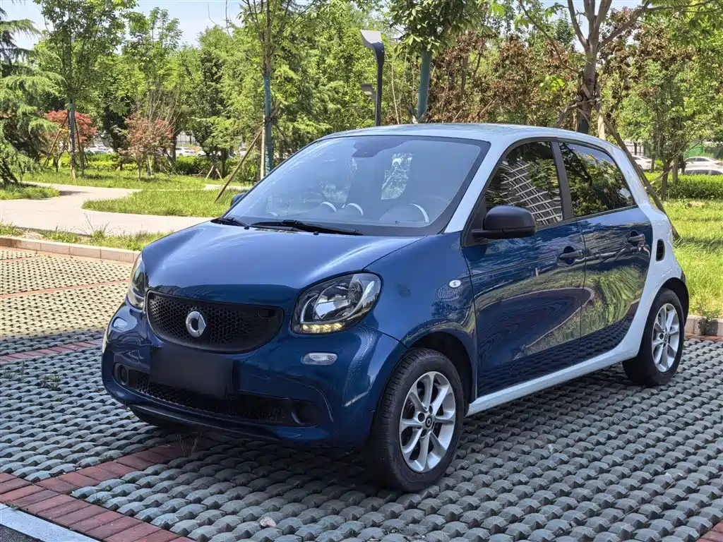 smart Forfour 2018 — фото 1