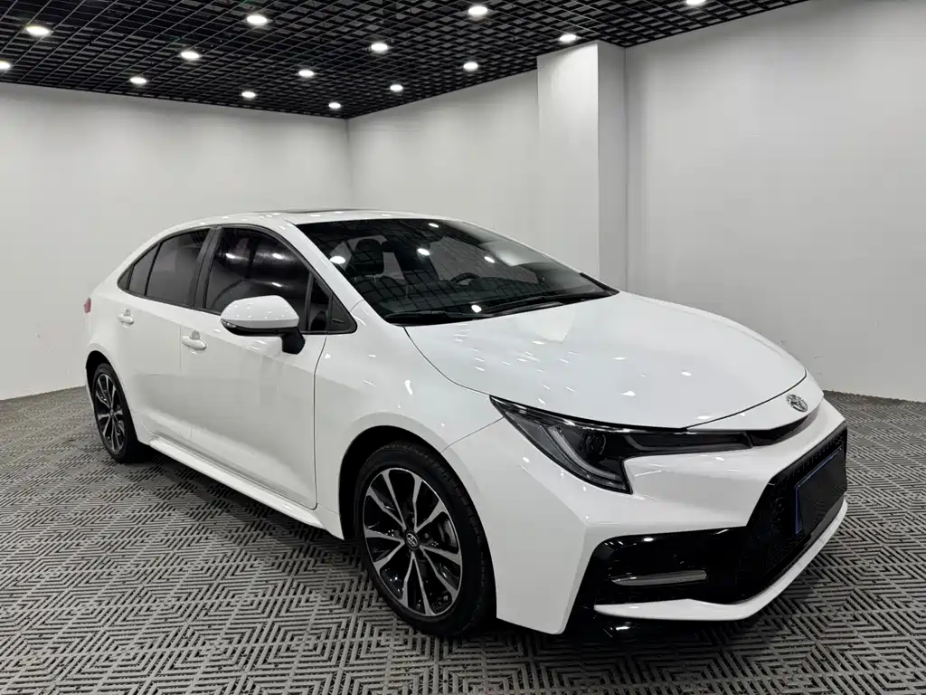 Toyota Levin 2022 — фото 1