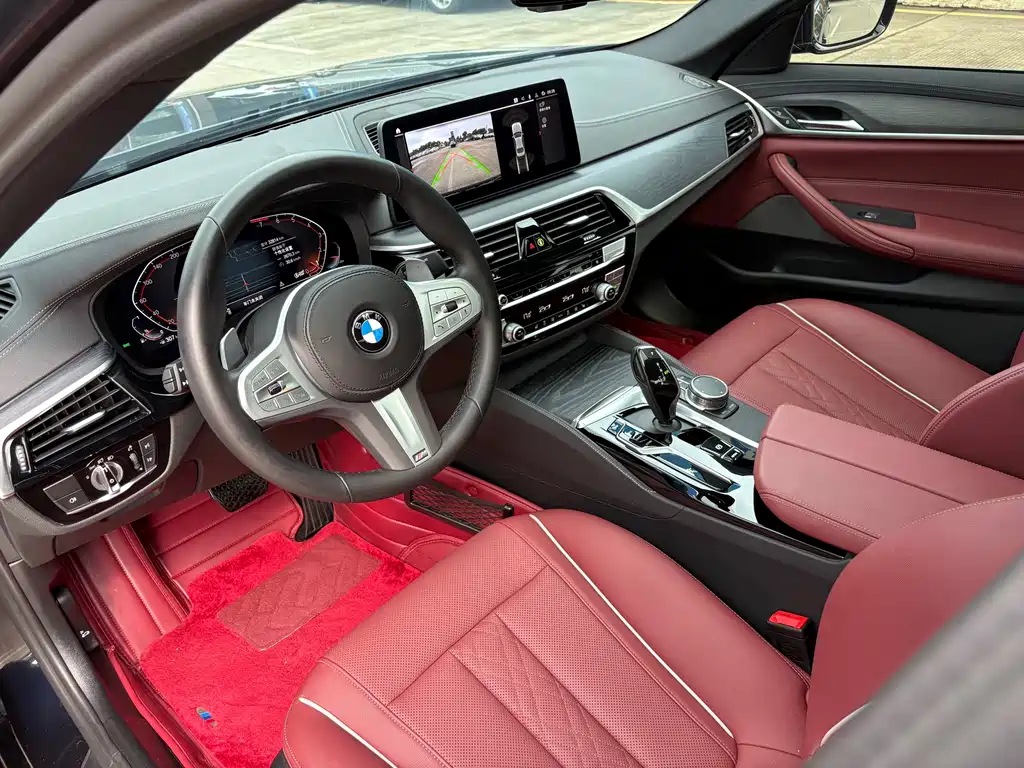 BMW 5 Series 2023 — фото 12