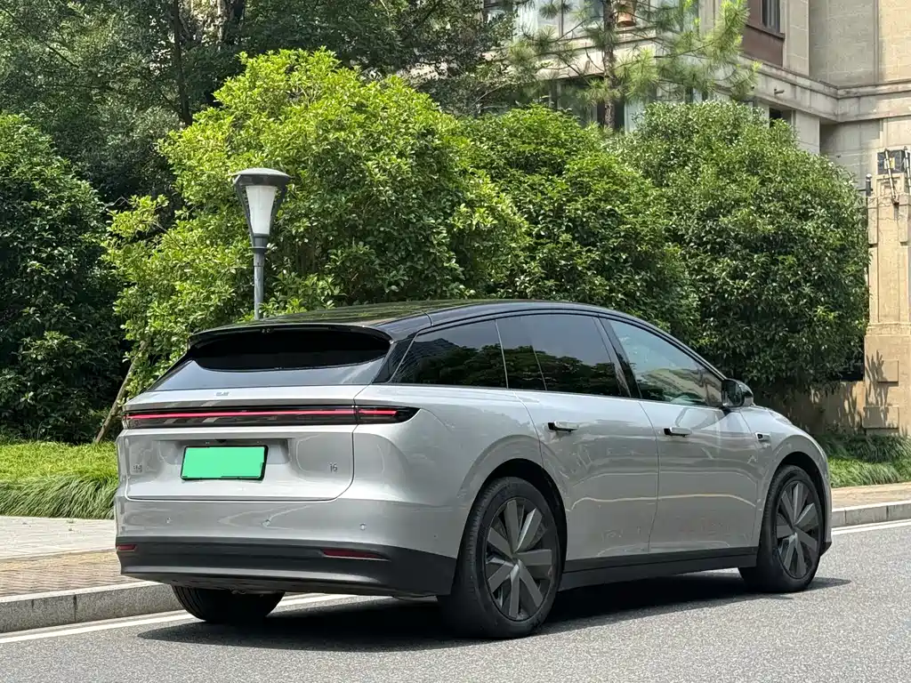 Li Auto i6 2026