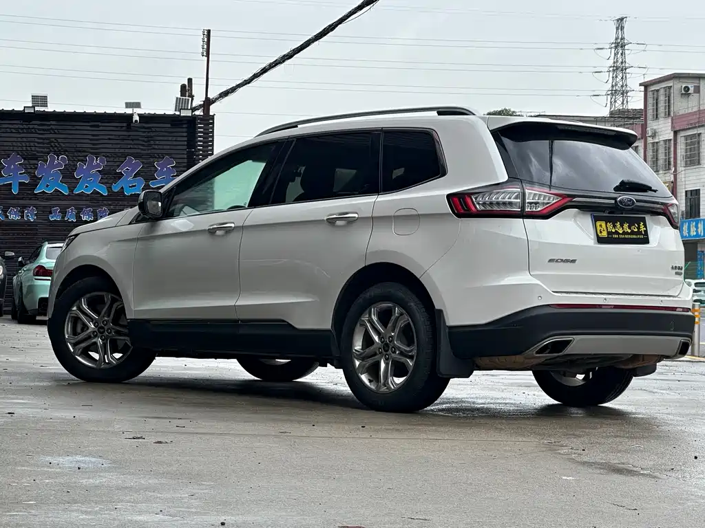 Ford Edge 2018 — фото 4