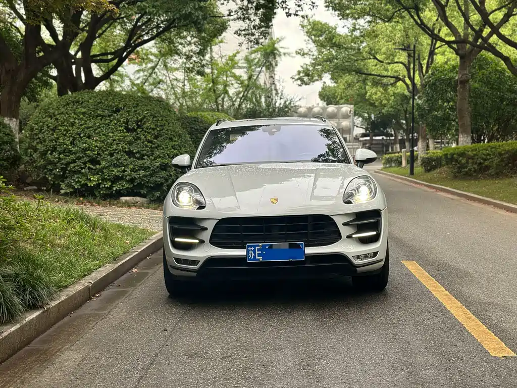 Porsche Macan 2016 — фото 2