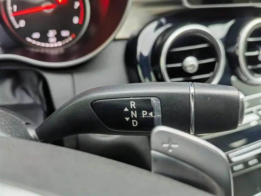 Mercedes-Benz C-Class 2017 — фото 13