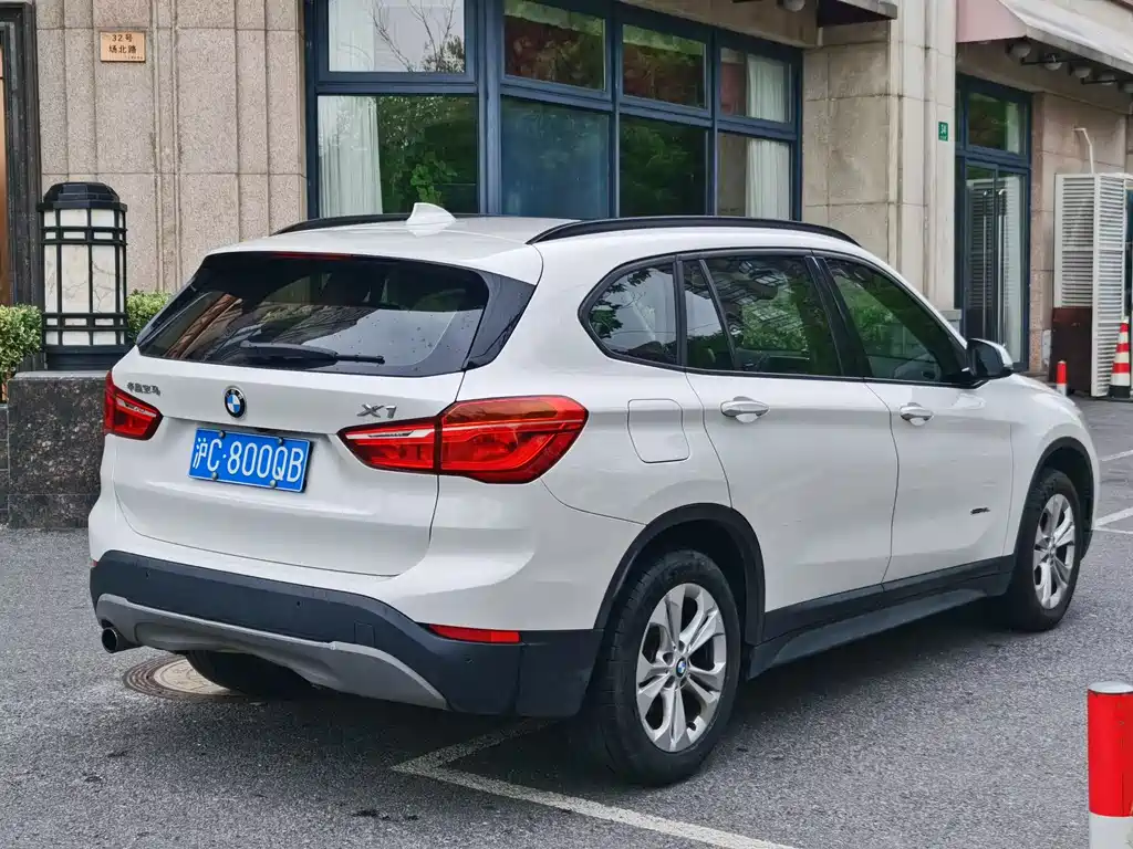 BMW X1 2017 — фото 4