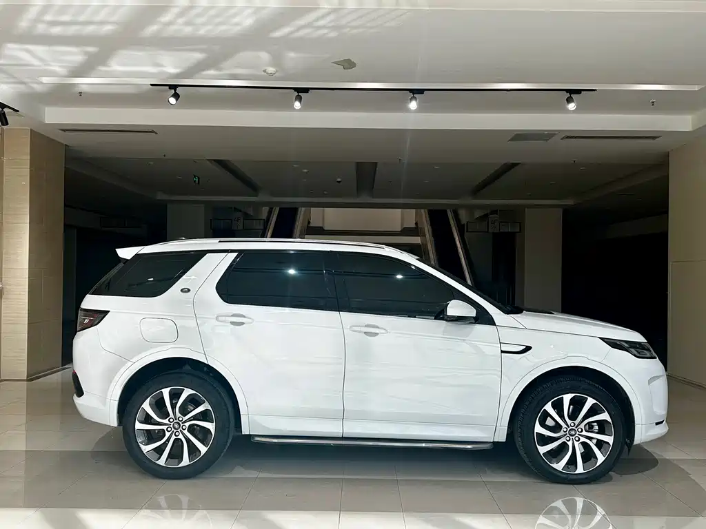 Land Rover Discovery Sport 2020 — фото 3