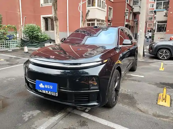 Li Auto L7 2025