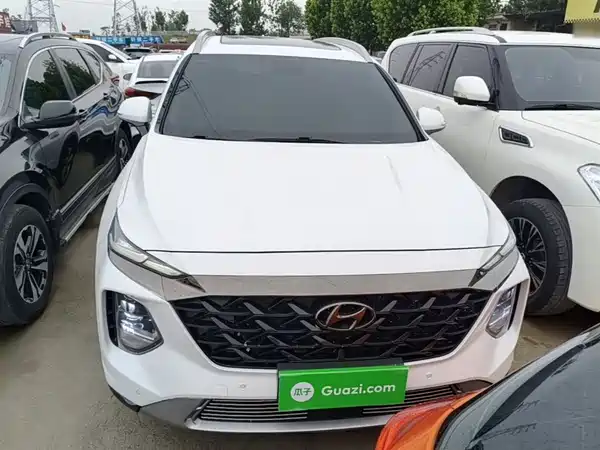 Hyundai Santa Fe 2023