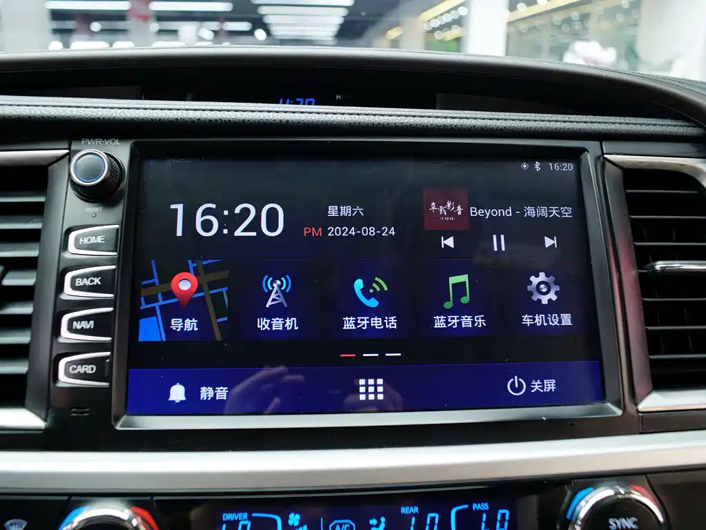 Toyota Highlander 2017 — фото 18