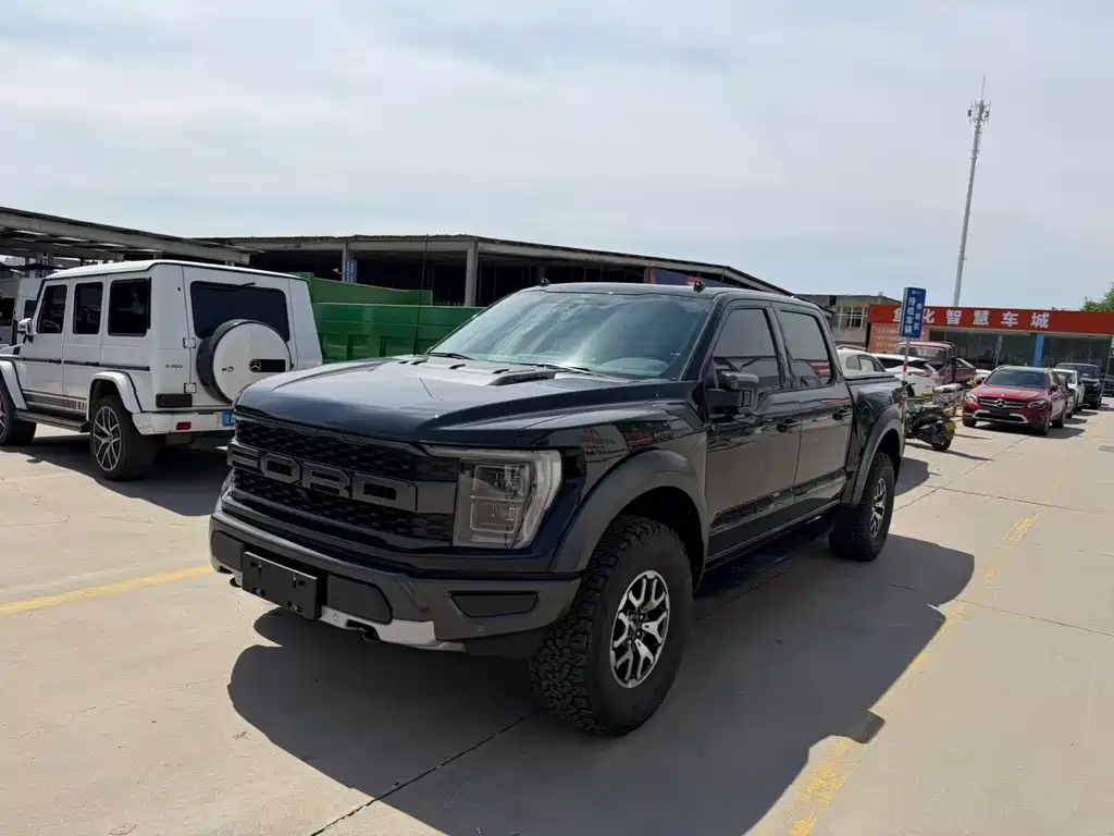 Ford F-150 Raptor 2023